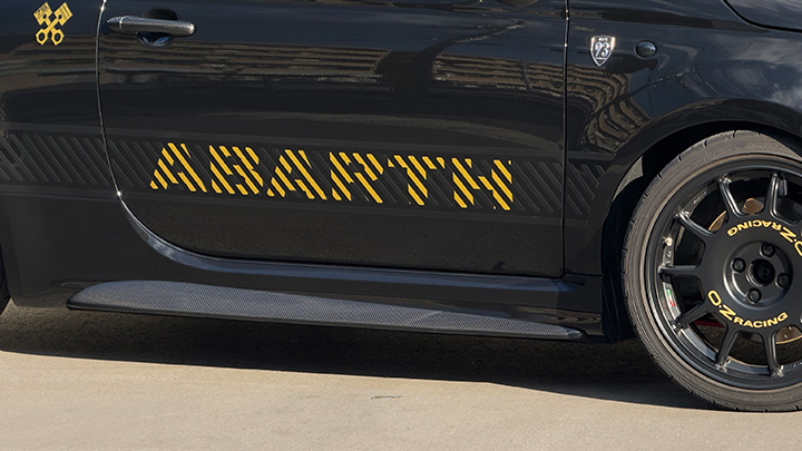 USED]Sforza(スフォルツァ)ABARTH595/695 CARBON SIDE SKIRTS