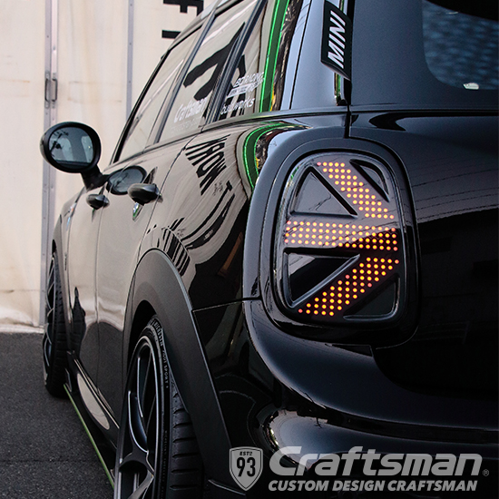 MINI ミッドナイトブラックの5ドア(F55)に装着！GPコンセプト風 
