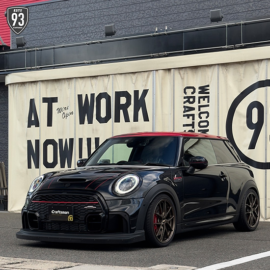 ミッドナイトブラックⅡ×チリレッドなMINI F56 JCW LCI2とDuell ミッドナイトブラックⅡ×チリレッドなMINI F56 JCW LCI2とDuell